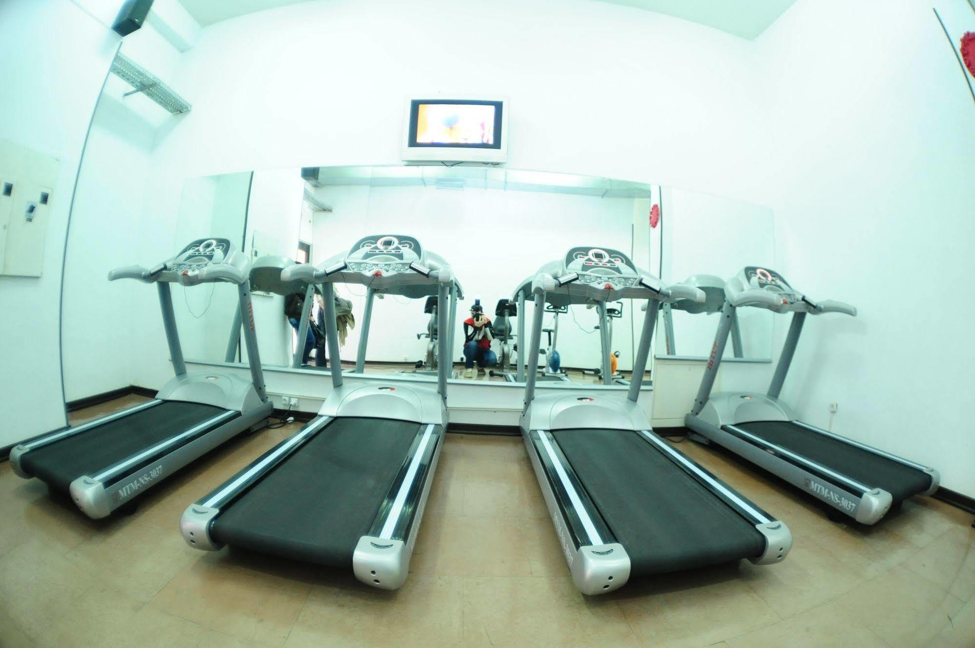 Cross Health Spa Center Yerevan Exterior photo